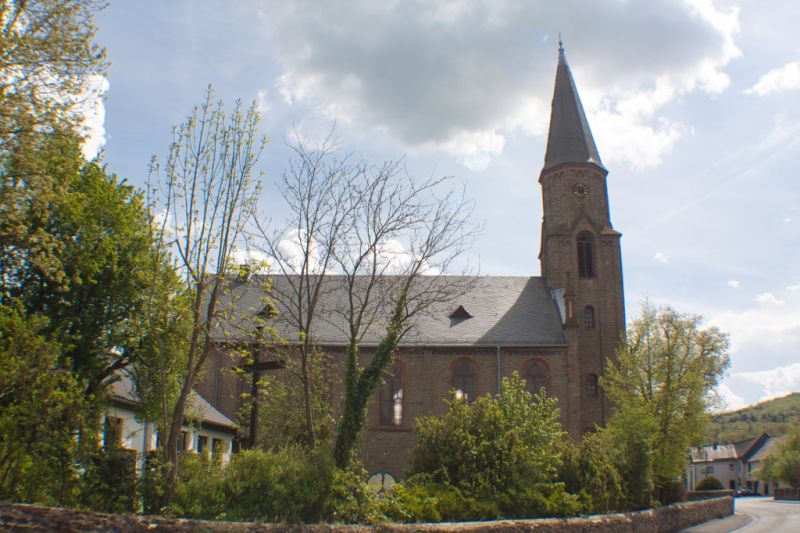 Kirche Biskirchen, Leun