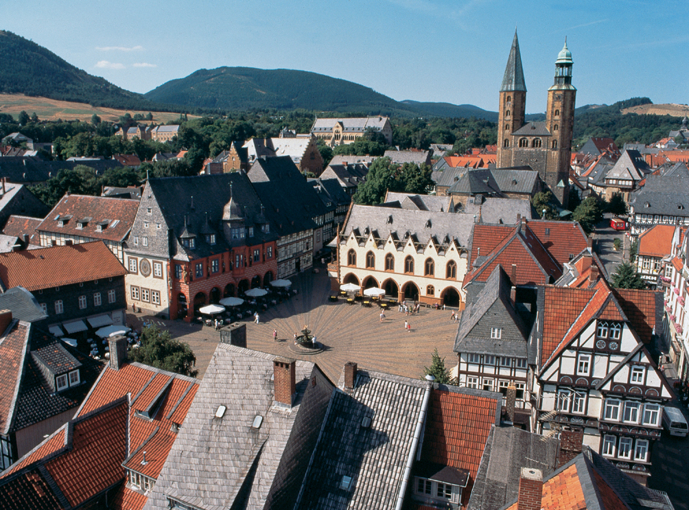 Goslar: Luftaufnahme Marktplatz mit Kaiserpfalz