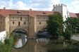 Die "Stadtbrille", ein einzigartiger Wassertorbau �ber der Vils, gilt als eines der Wahrzeichen von Amberg.