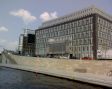 Das Bundespresseamt in Berlin. Geb�ude von der Spree aus aufgenommen.