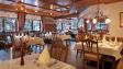 Genie�en Sie die herzhafte K�che im Restaurant.
