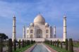 Taj Mahal
Das Taj Mahal (deutsch: Tadsch Mahal) ist ein 58 m hohes und 56 m breites Mausoleum bzw. Grabmoschee, welches in Agra im indischen Bundesstaat Uttar Pradesh auf einer 100 m � 100 m gro�en Marmorplattform errichtet wurde.