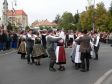 Ungarische Volkstanzgruppen in der kleinstadt M�r.