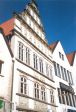 Weserrenaissance

Das Haus Hill geh�rt ebenso wie das Kaufhaus Hagemeyer (Altbau) zu den Geb�uden der Weserrenaissance. Die H�user wurden Ende des 16. Jahrhunderts als pr�chtige B�rgerh�user errichtet.

