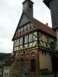 Gotisches Altes Rathaus von Ortenberg / Hessen, nach Zerst�rung neu aufgebaut zwischen 1605�1608, umfassende restauriert 1980. 

Adresse des Alten Rathauses: 
Steingasse 1 
63683 Ortenberg 
Tel.: 06046/ 2443