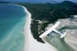 Mit dem Flugzeug �ber den Whitehaven Strand.
