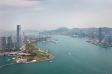 Aussicht auf das aktuell h�chste Hotel der Welt: The Ritz-Carlton, Hong Kong und den Hafen. 
