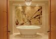 Luxusbad in einer Suite vom Ritz-Carlton in Toronto.