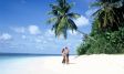 Strand einer maledivischen Insel.