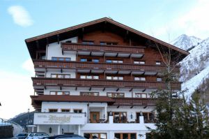 Hotel Alpenhof