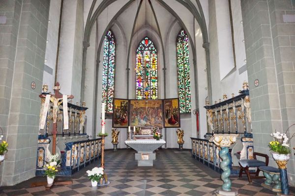 Altar der Kirche St. Laurentius