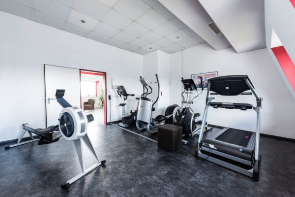 Fitnessbereich im Arvena Kongress Hotel, Bayreuth.

