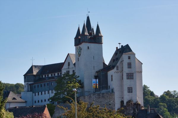 Grafenschloss Diez Seitenansicht