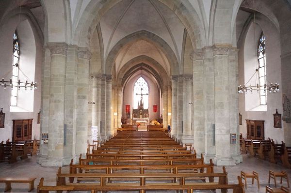 Kirchenschiff Probsteikirche Brilon