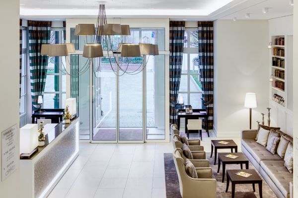 Lobby Parkhotel Meißen.
