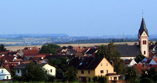 St. Stephanus Kirche Wöllstadt Sehenswürdigkeiten