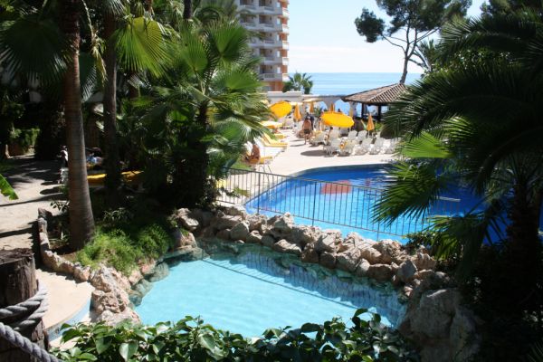 Hotel Bon Sol Poolbereich
