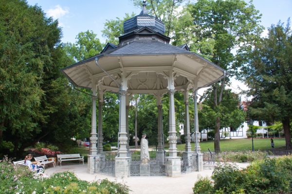 Sodeniatempel Quellenpark Bad Soden am Taunus