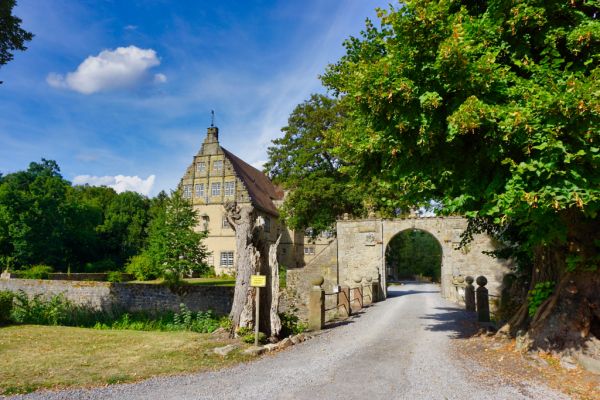 Tor Wasserschloss Thienhausen Steinheim Rolfzen