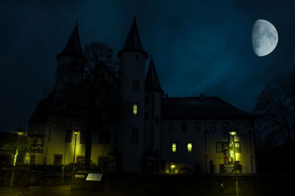Schloss Lohr am Main bei Nacht