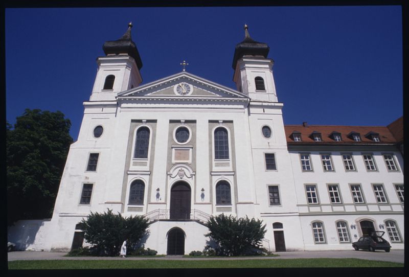 Kloster Schlehdorf, Schlehdorf
