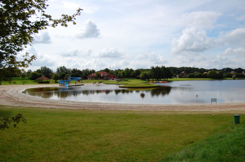 Badesee an der Freizeitanlage Großsander, Uplengen