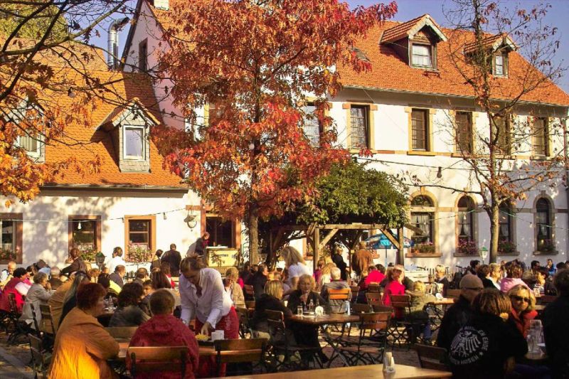 - © Tourist Information Kaiserslautern