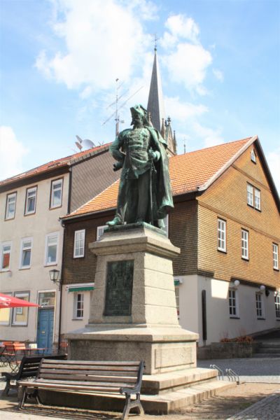 Denkmal General Ludwig, Tann