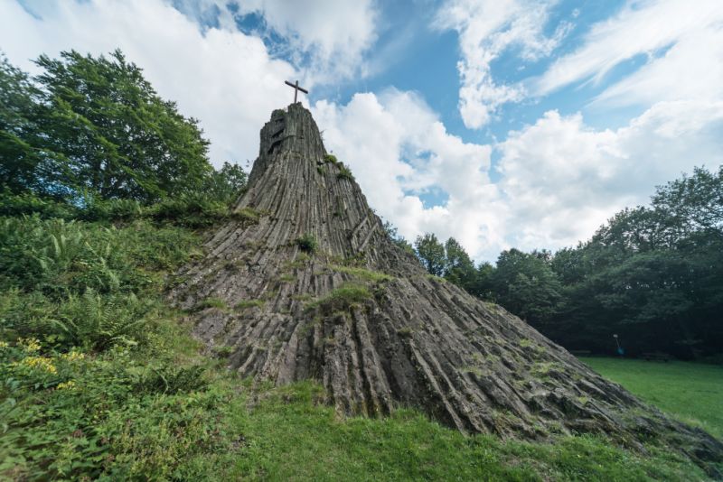 Druidenstein, Kirchen