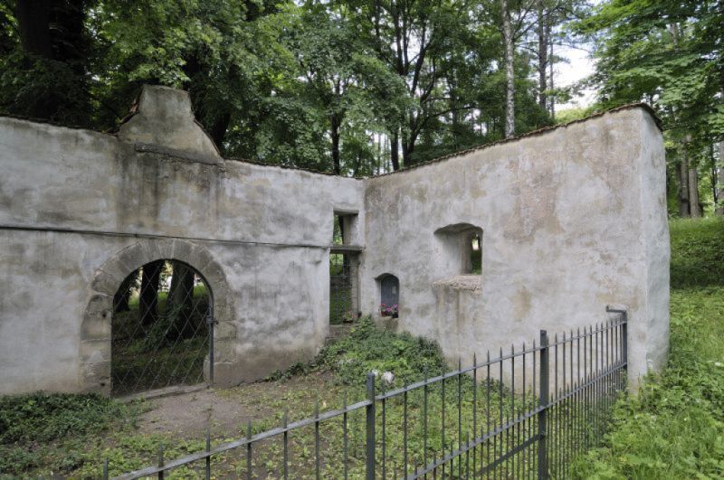 Ruine Gottesackerkirche, Eisfeld