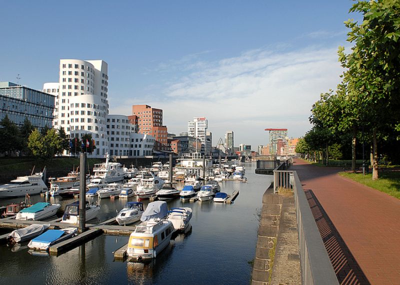 Der Düsseldorfer MedienHafen, Düsseldorf Der Düsseldorfer MedienHafen, Düsseldorf