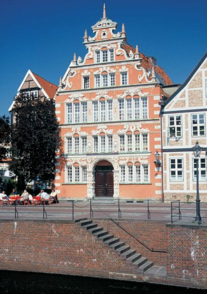 Bürgermeister-Hintze-Haus, Stade Bürgermeister-Hintze-Haus, Stade