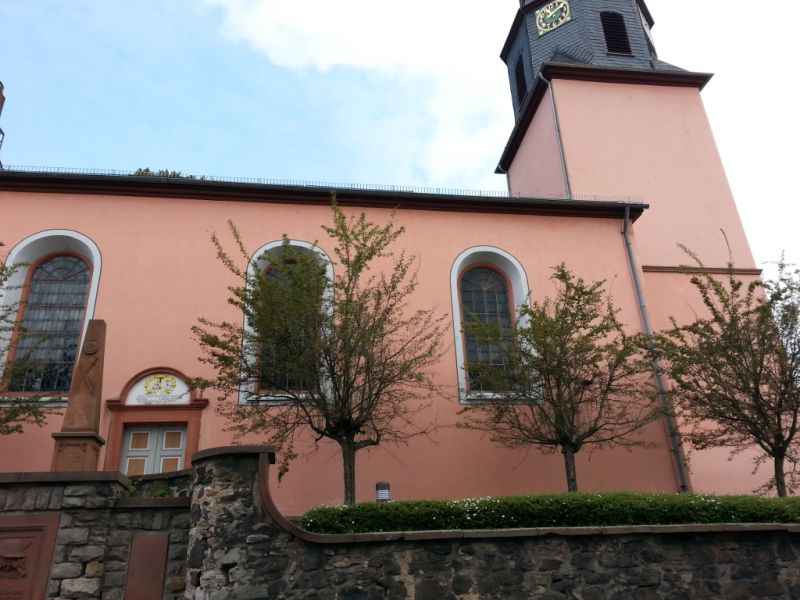 Evangelische Pfarrkirche, Wöllstadt Evangelische Pfarrkirche, Wöllstadt