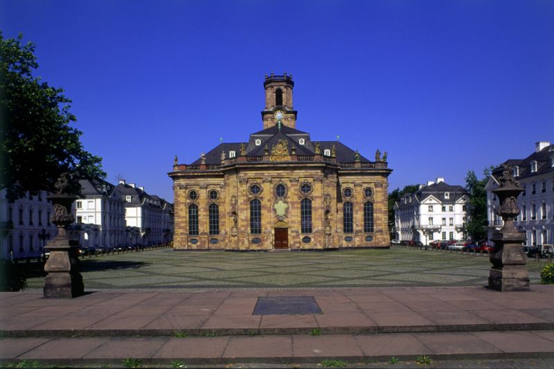Ludwigskirche mit Ludwigsplatz, Saarbrücken Ludwigskirche mit Ludwigsplatz, Saarbrücken