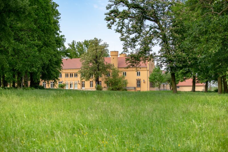 Schloss Petzow, Werder