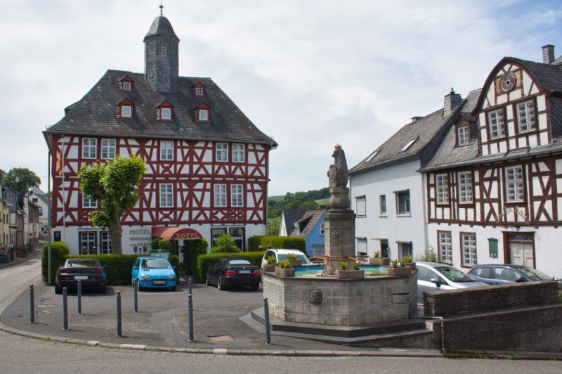 Altes Herrenhaus, Holzappel