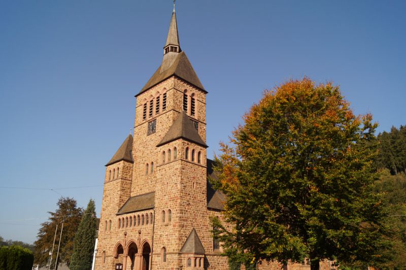 Pfarrkirche St. Peter und Paul, Kirchhundem