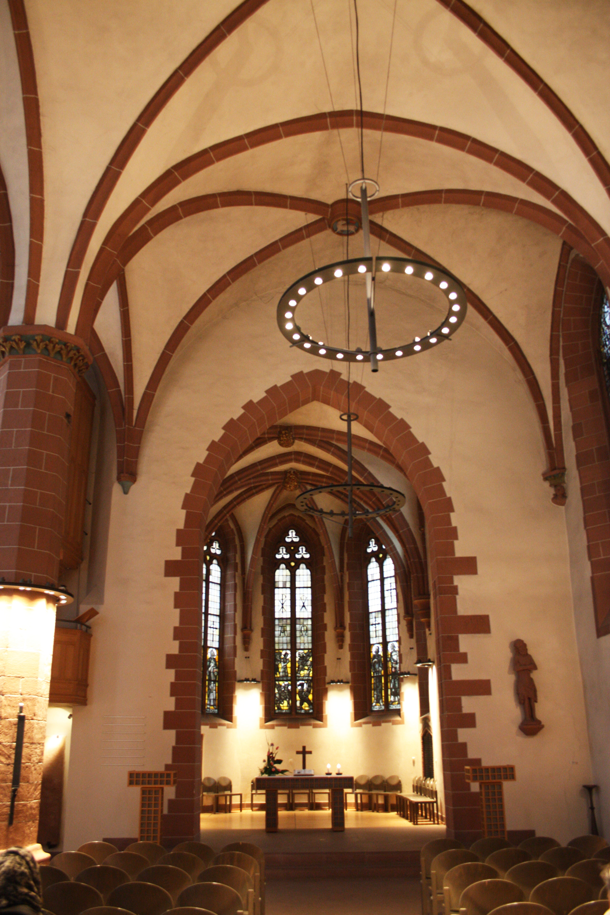 Innenraum der Alten Nikolaikirche, Frankfurt am Main.
