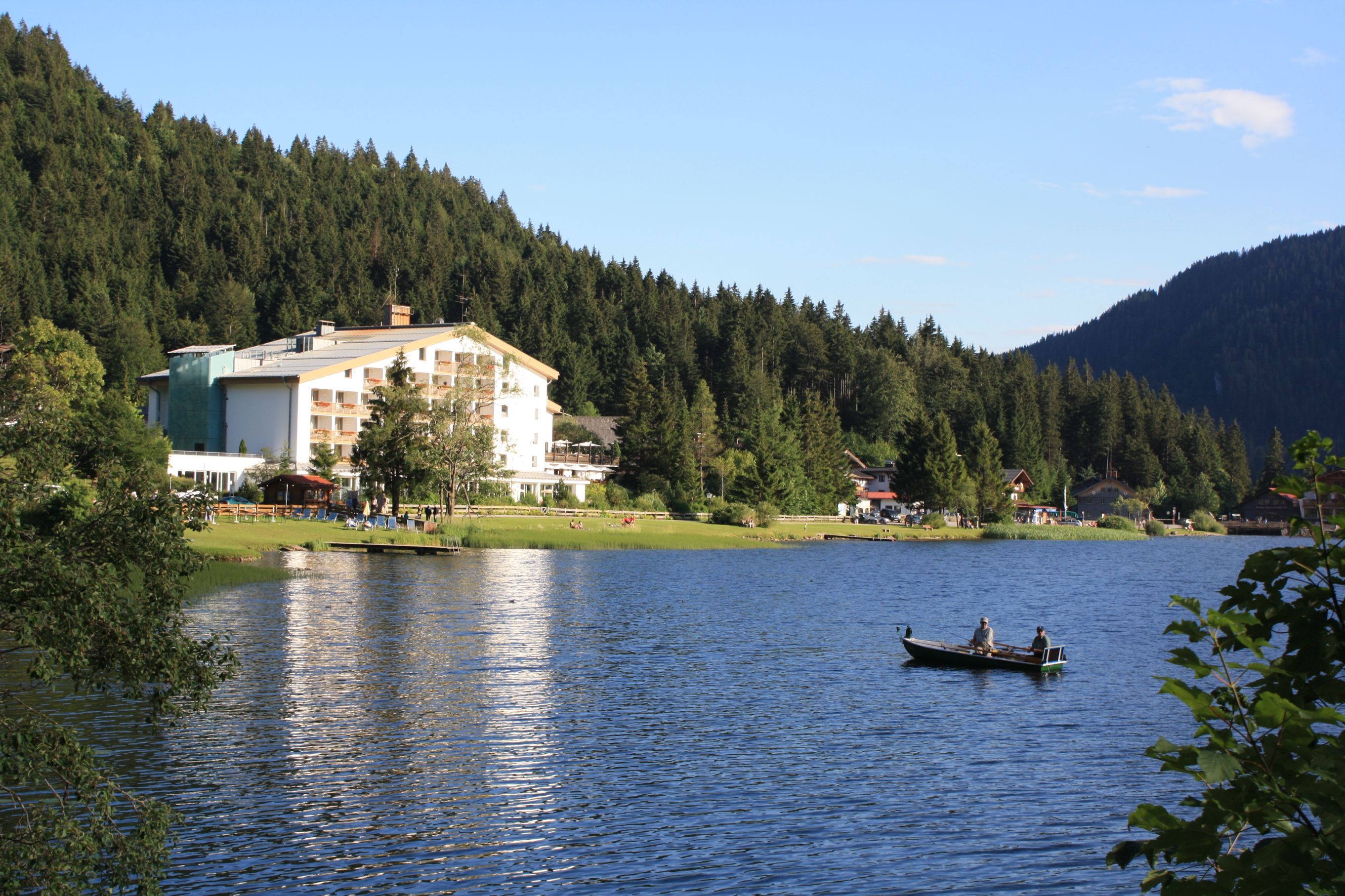 Das Arabella Alpenhotel am Spitzingsee.
