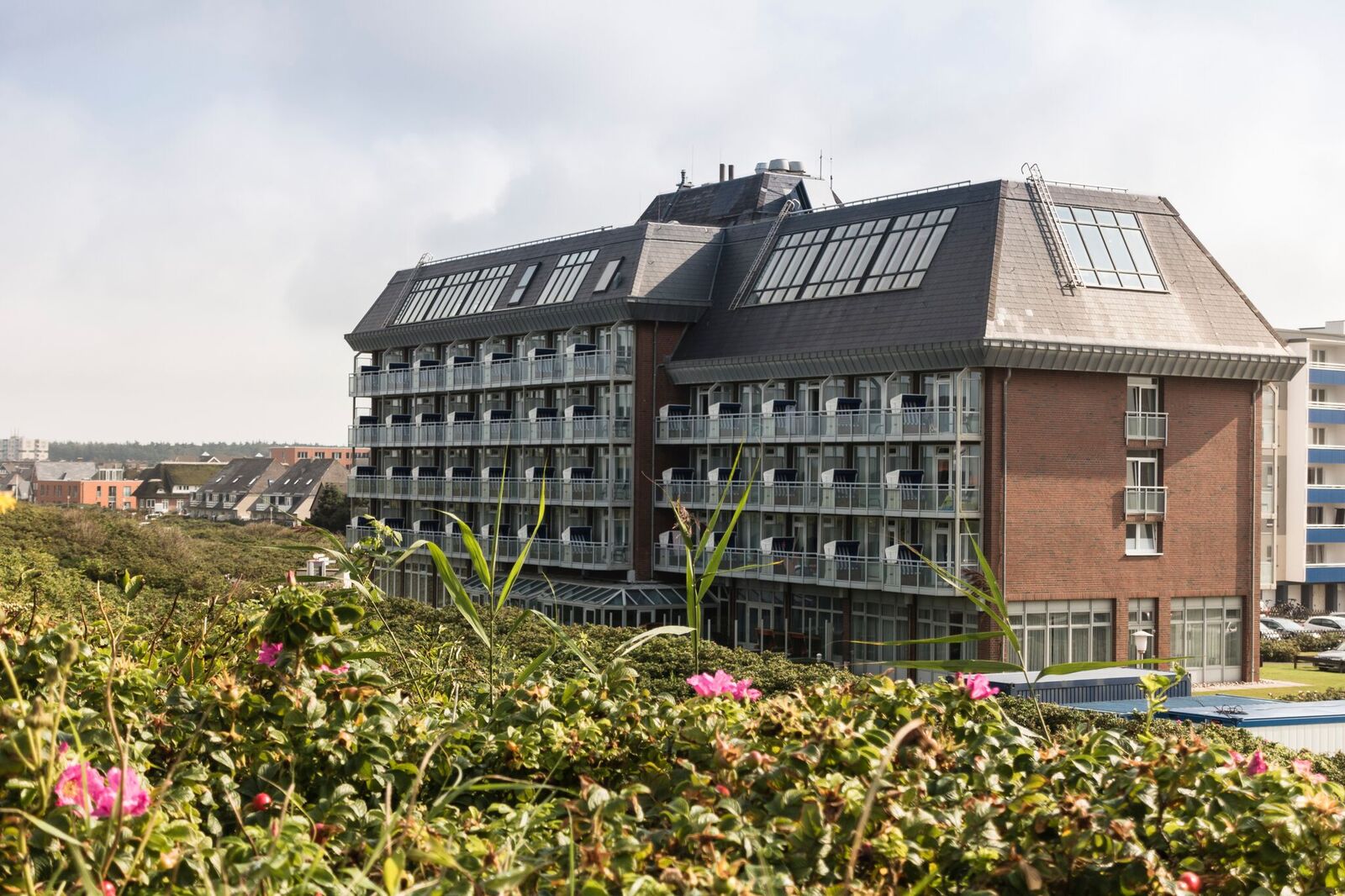 Außenansicht Haus Westerland auf Sylt.
