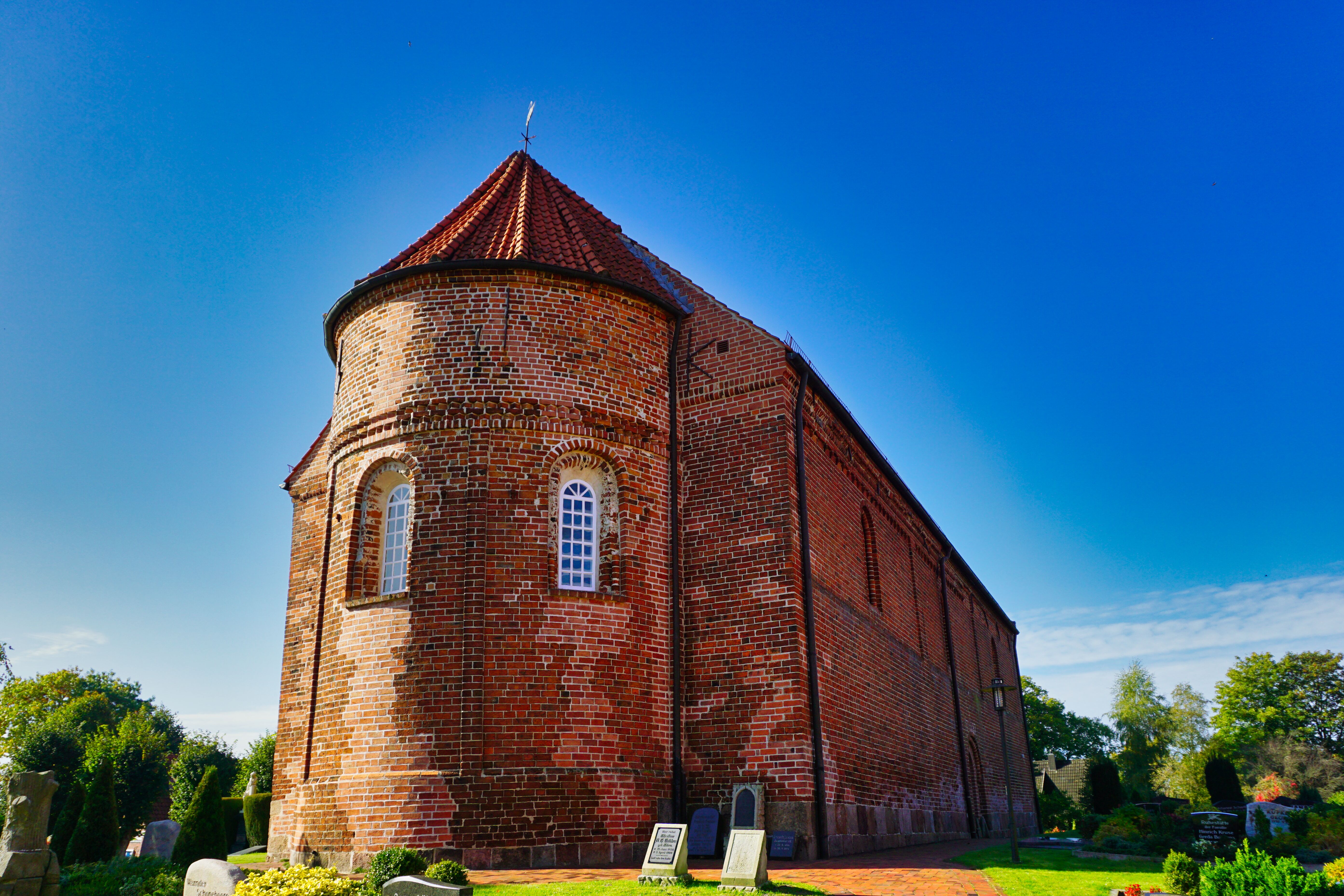 St. Mauritius-Kirche in Horsten, Friedeburg.
