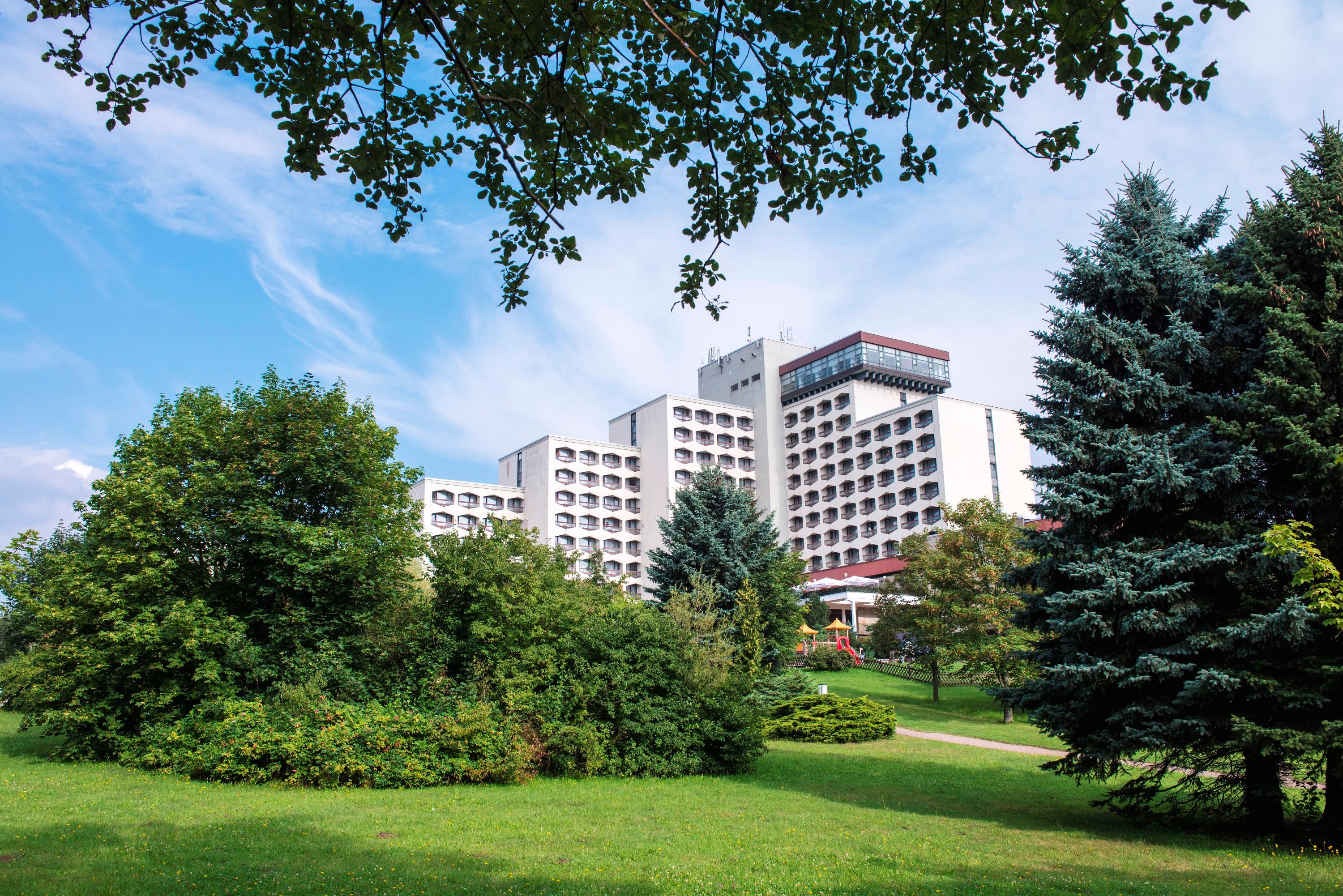 Außenansicht Sommer, AHORN Berghotel Friedrichroda.