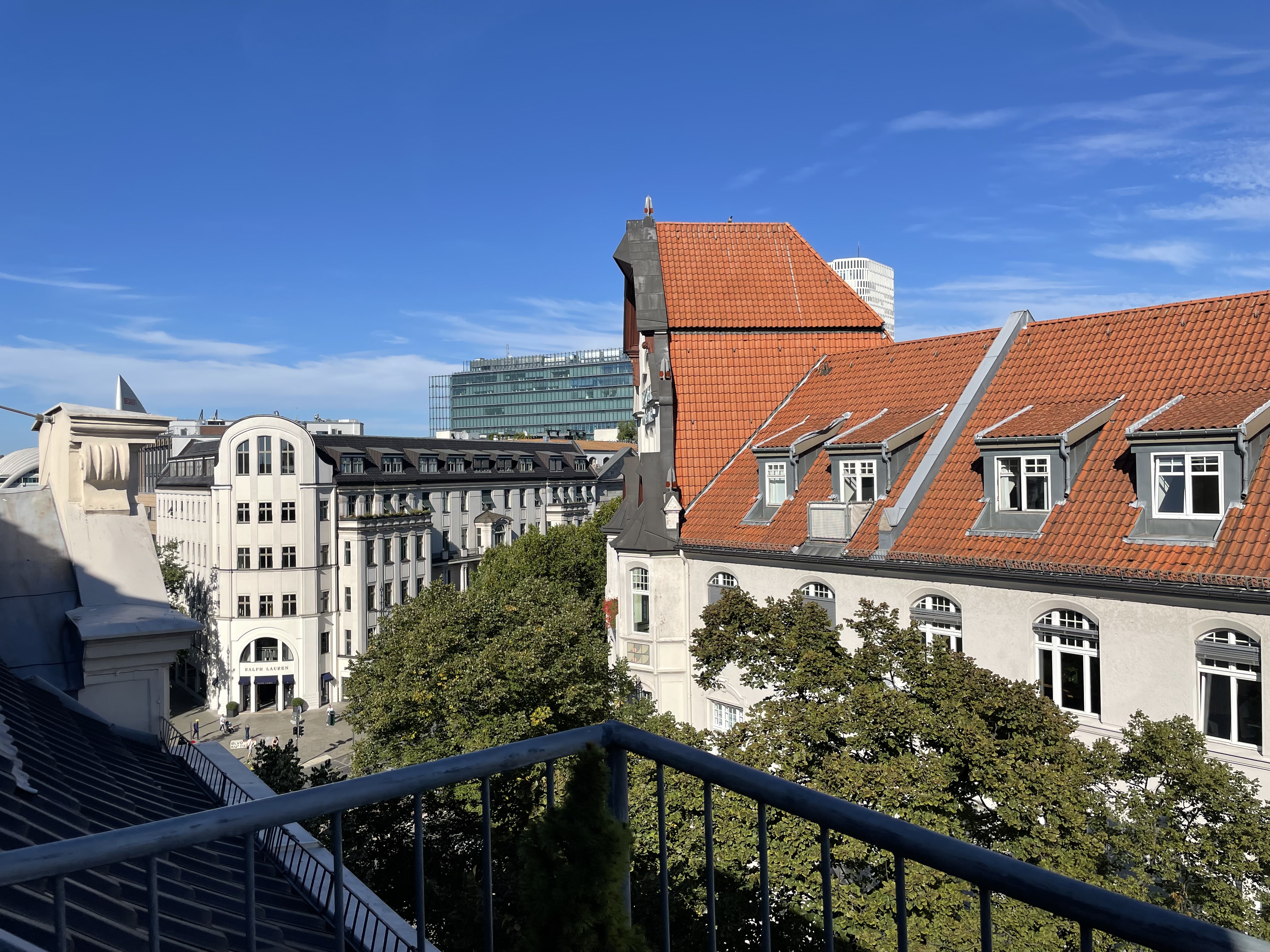 Ausblick vom Balkon der Wellnesssuite im Hotel Augusta, Berlin.
