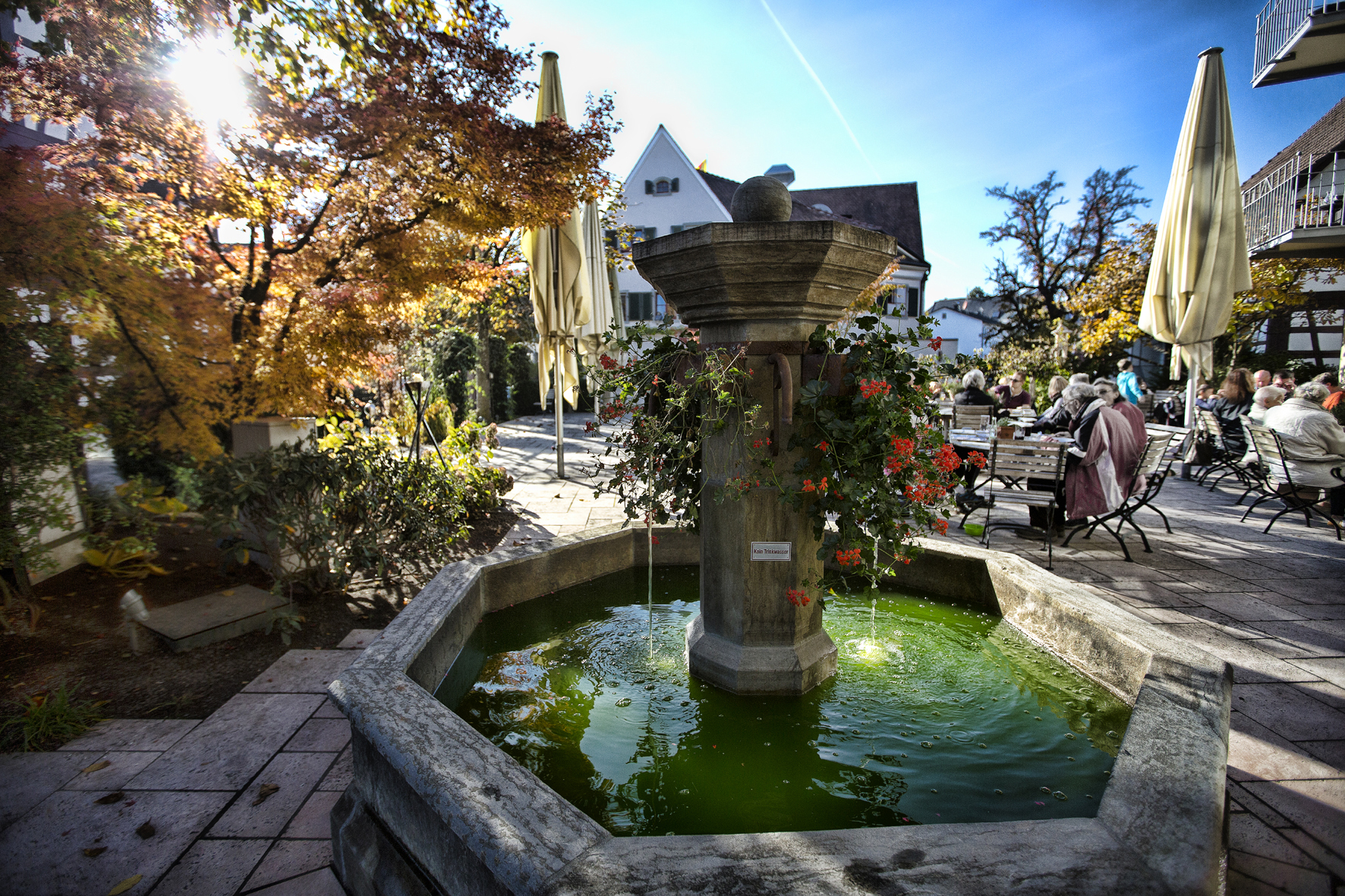 Der Biergarten des Hotel Gasthaus Hirschen.
