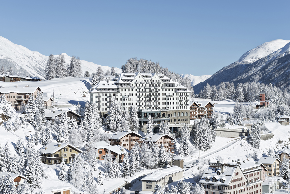 Carlton Hotel St. Moritz im Winter.
