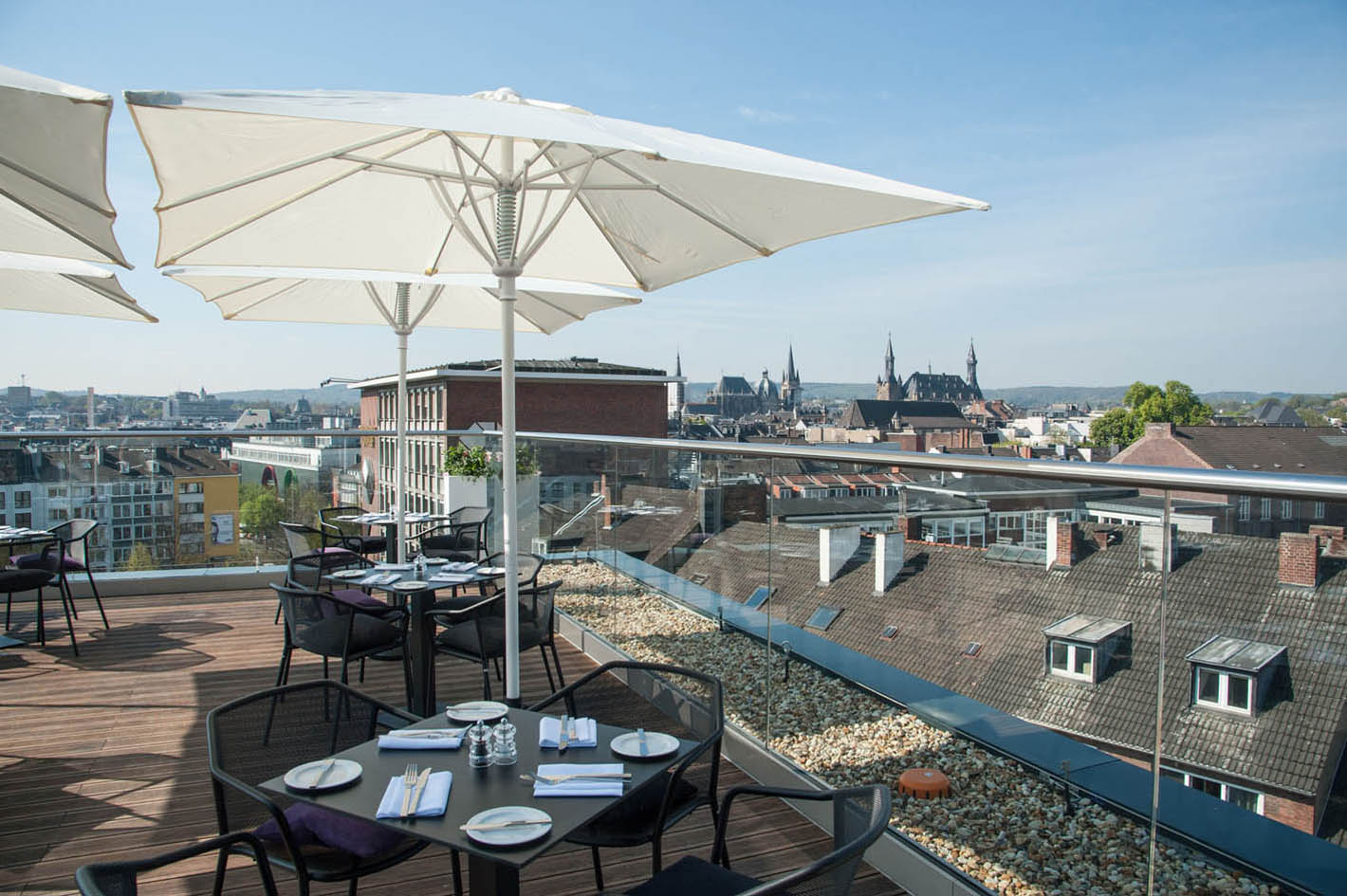 Dachterrasse vom INNSIDE by Meliá, Aachen.
