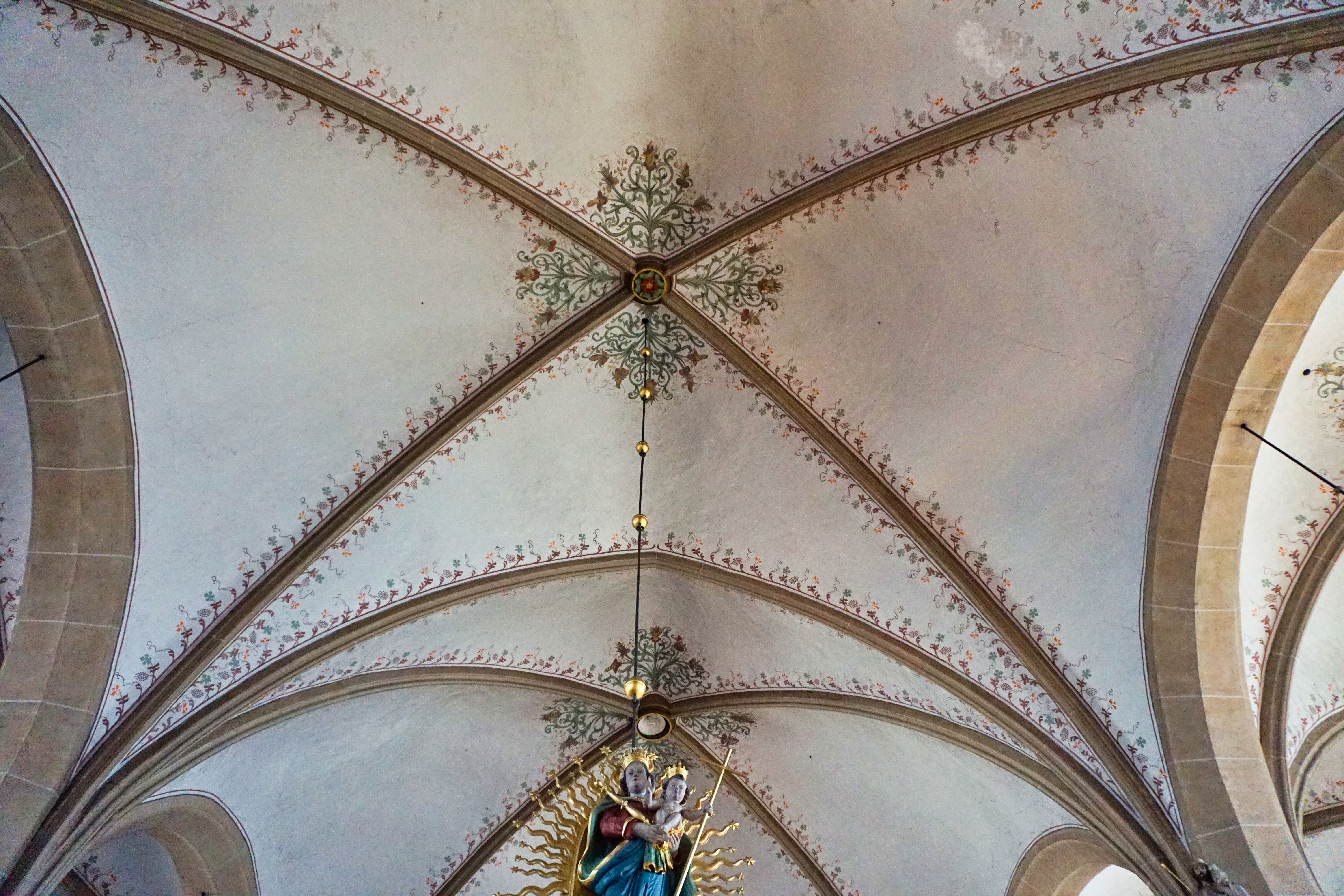 Deckengewölbe der Kirche St. Johannes der Täufer Greffen, Harsewinkel. 
