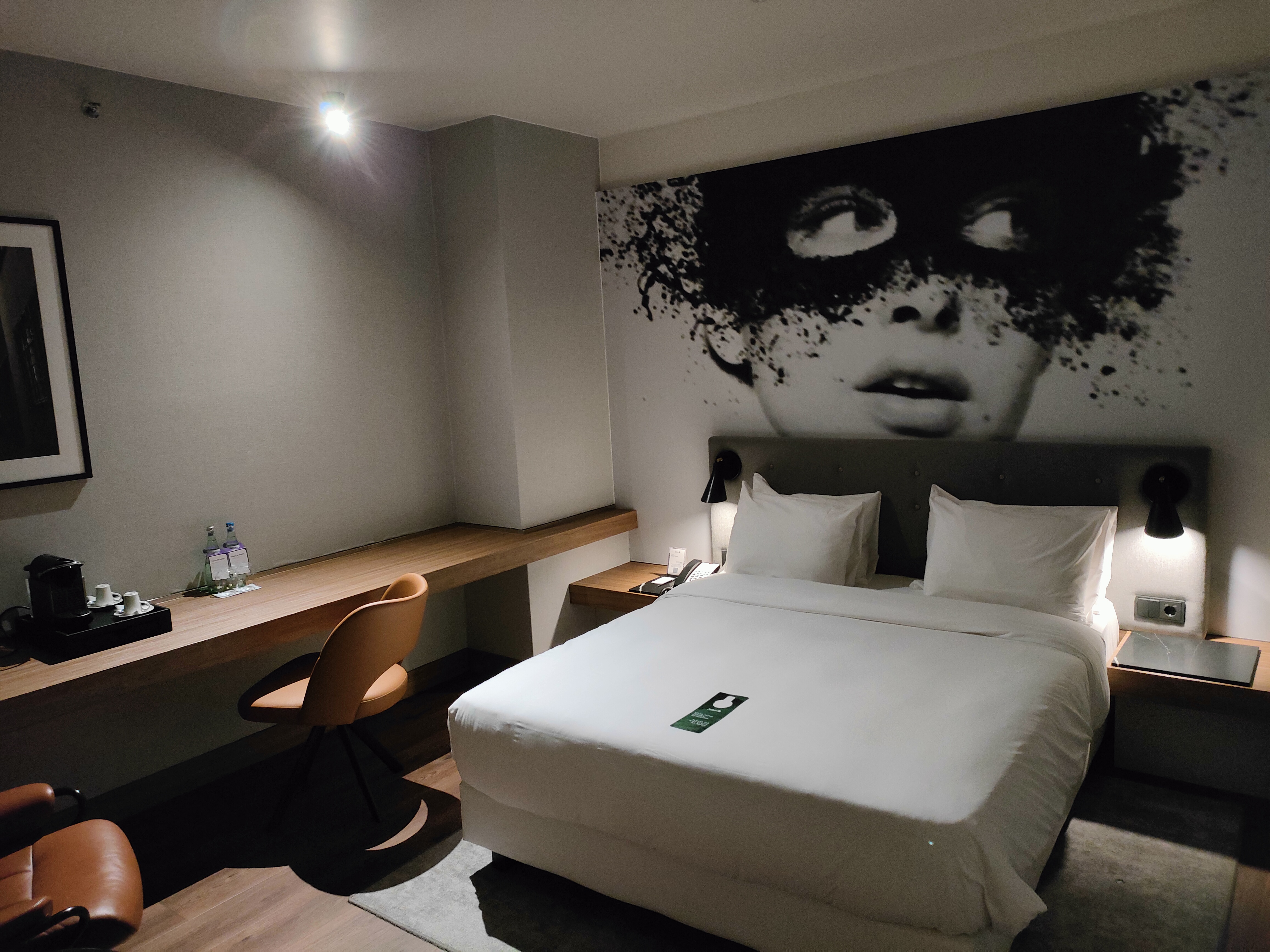 Premium Doppelzimmer im Hotel Radisson Blu Köln.
