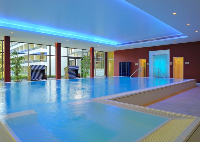 Pool des Dorint Hotel & Sportresort Arnsberg.