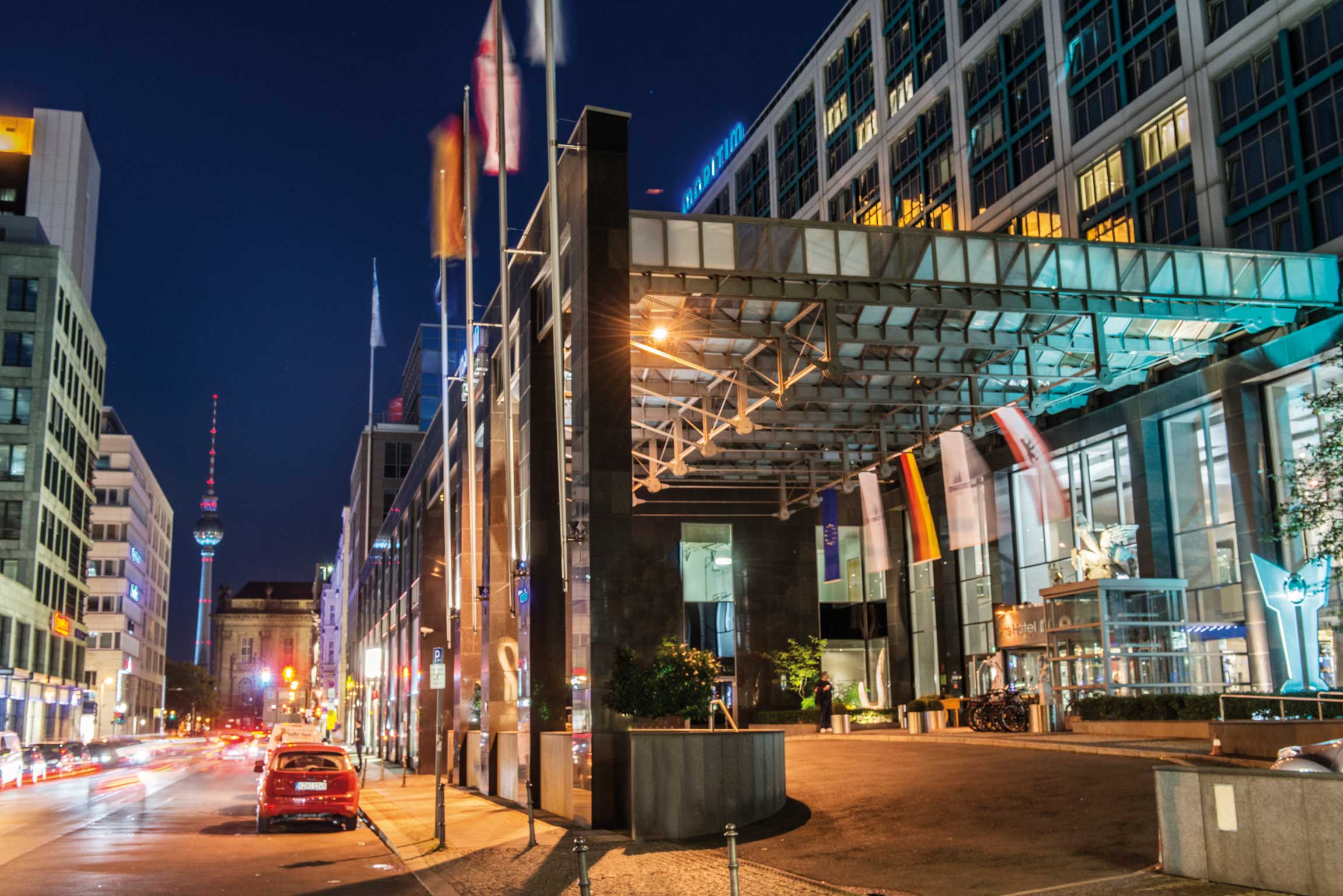 Einfahrt/Vorfahrt vom Maritim proArte Hotel, Berlin.
